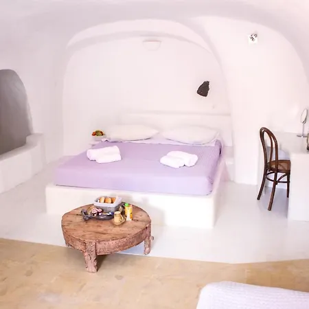 Hotel Elyvia Caves