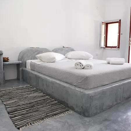Elyvia Caves Hotel