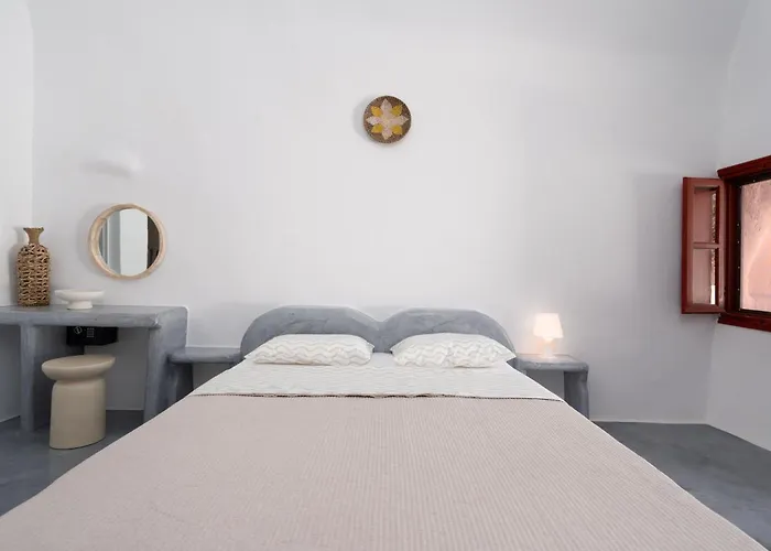 Hotel Elyvia Caves *