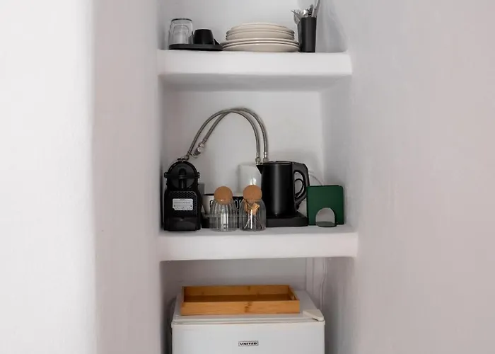 Hotel Elyvia Caves *